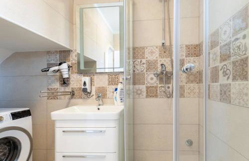 Holiday home krika -Three Bedroom Home with heated Pool and Jacuzzi - Foto 38