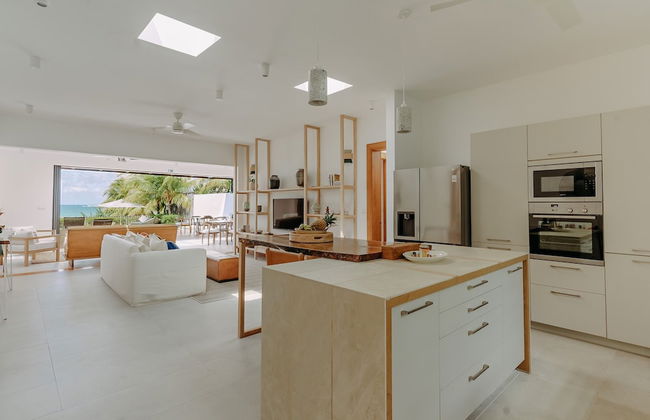 Peninsula Beach Villa with LOV - Foto 14