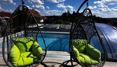 Ferienwohnung Schlossblick - 4 Sterne Sauna Pool Whirlpool exklusiv - Foto 4, sunbed