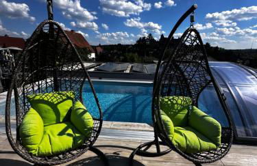 Ferienwohnung Schlossblick - 4 Sterne Sauna Pool Whirlpool exklusiv - Foto 4