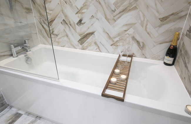 Elliot Oliver - Stunning 3 Bedroom Penthouse With Large Terrace And Parking - Photo 21