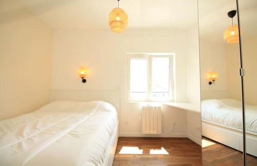 Disponible - Maison Entière Rénovée - Matelas Emma - RERB, 5mn Paris - Parking Rue Gratuit - Matelas Emma - 6 pers - 2 Terrasses - Foto 23