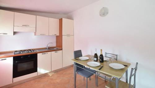 1 Bedroom Stunning Apartment In Palmi - Foto 4