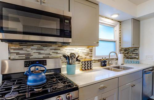 Brew City Game Room Fenced Yard 2 king beds - Foto 38