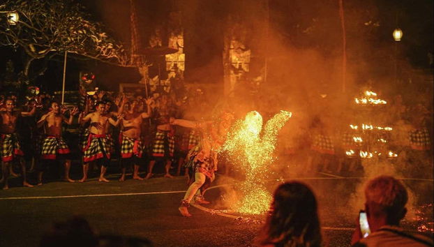 Enjoy an eye-opening ritual dance show in Ubud
