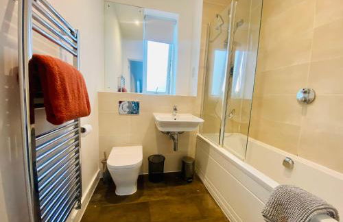 Superb House Sleeps 7 parking in Cambridge - Foto 21