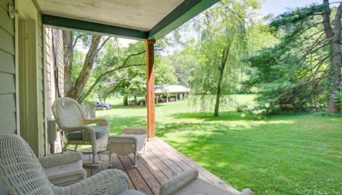 Riverfront Home (Apartment and Bar) - Foto 2