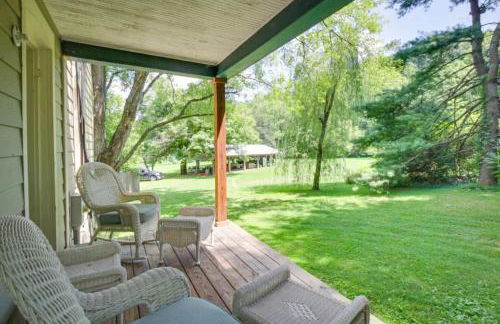 Riverfront Home (Apartment and Bar) - Foto 2