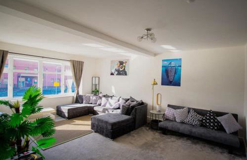 2 Bed Retreat with Roof Terrace - Photo 20