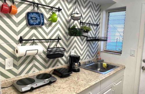 2 Bedroom Apartment Free Reserved Parking - Foto 5