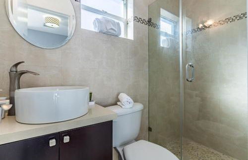 Villa Aura Heated Pool 4 Bedrooms 5 minutes to the Ocean - Foto 14