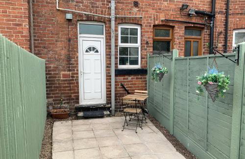 Contemporary & Chic inner terrace 5 mins from Barnsley town centre - Foto 15