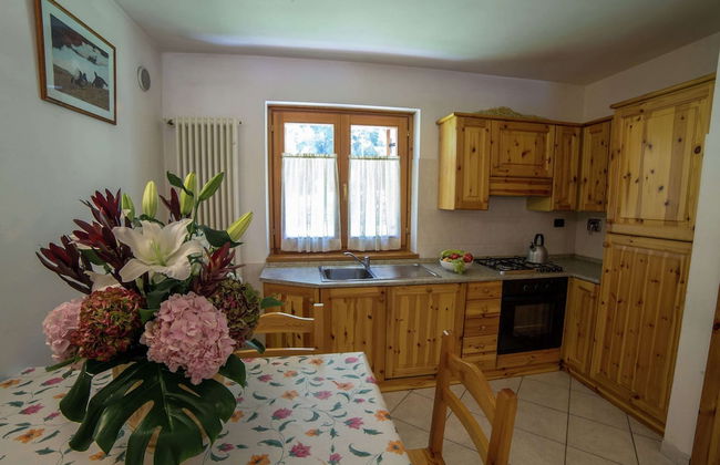 Chalet in Antey-saint-andre With Mountain Views - Foto 6