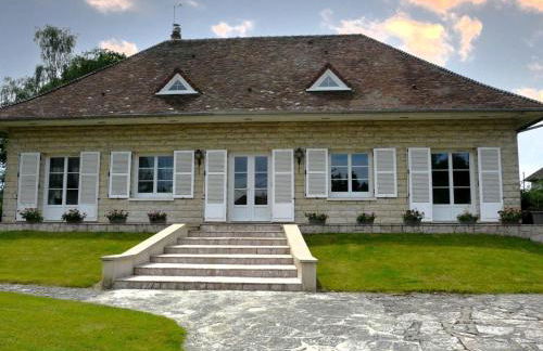 Maison en pierre rénovée, 3 chambres, jardin clos, équipée, calme et proche étang à Senonches - FR-1-581-36 - Foto 1