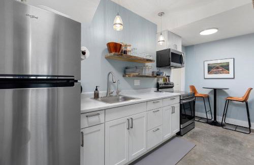 Hot Tub Family Friendly Garden City Getaway - Foto 3