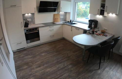 Gemütliche Wohnung im Zentrum, Kaffeevollautomat, Smart TV - Foto 5