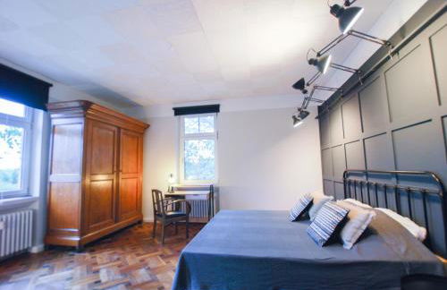 Alte Schule Gästehaus - The principal's rooms Appartment - Foto 1