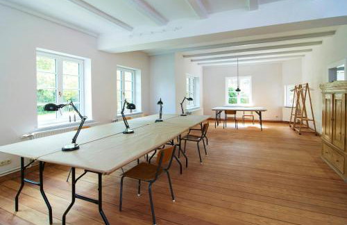 Artist's Studio House In Aukrug Nature Park - Photo 8