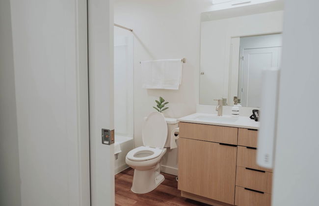 NEW Central SLC Apt l Citview l CLose to Skiing - Photo 13