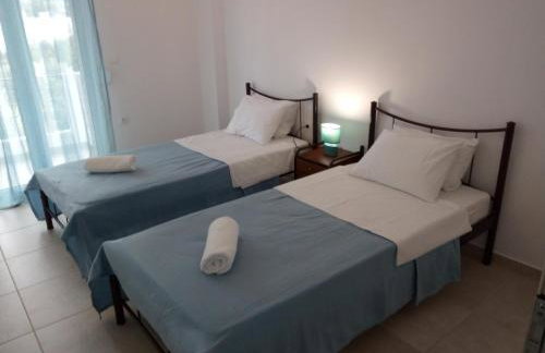 Almira Ghouse - Foto 17