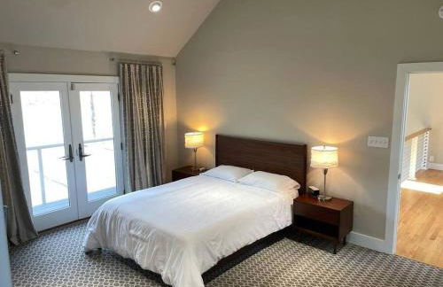 Luxury Modern Waterfront Retreat - Foto 41