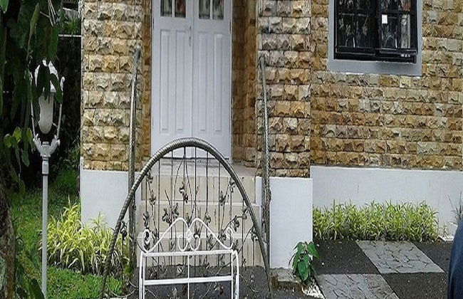 Villa Kota Bunga Tulip - Photo 41