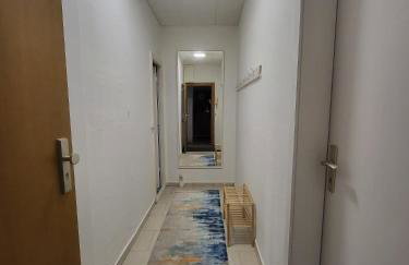 Liebevoll eingerichtete 2-Zimmer Wohnung mit Badewanne in Schwerin - Foto 8