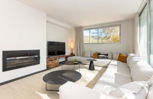 Stunning Villa Angeles with Private Pool and AC close to Sitges - Foto 7