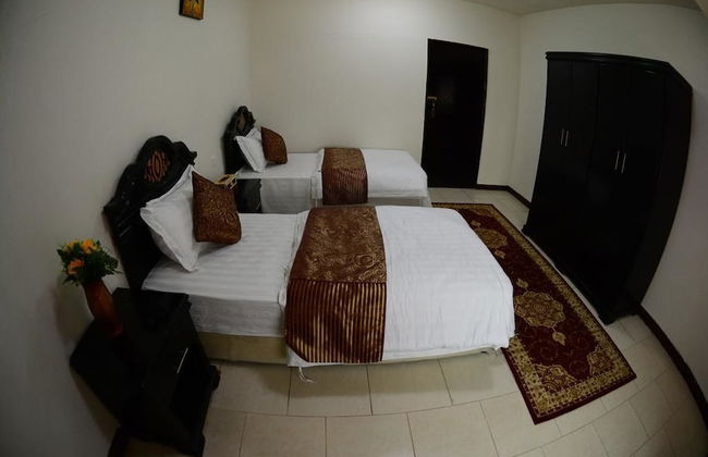 Al Eairy Furnished Apartments Dammam 8 - Foto 5