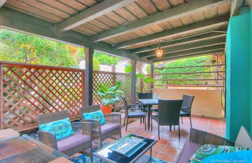 Old Town 1BR Short Drive to Downtown and Beaches 4.5 - Foto 1