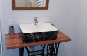 Apartments Villa Kastav in Old town center with sea view and parking - Photo 4