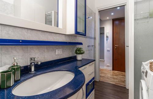 Elegante bilocale AC, WiFi ,5 min Policlinico, 25 min Duomo Milano - Foto 13