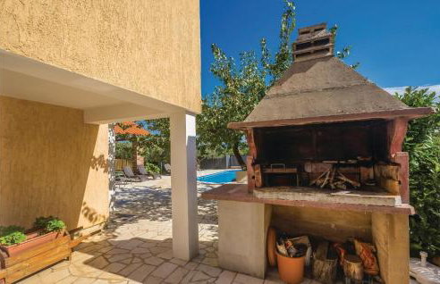 4 Bedroom Cozy Home In Poljica - Foto 16