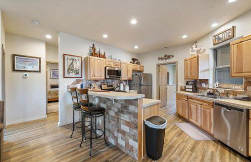 Bogie Bungalow - Walk to lake, bar & restaurant - Near golf course - AC - Fireplace - Pet Ok - Foto 24
