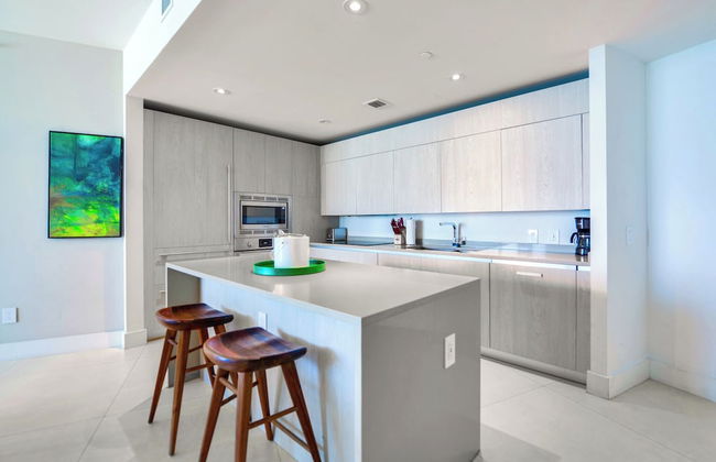 Luxury Beachfront Condos in Hollywood - Foto 56