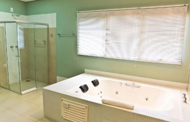 Ramada by Wyndham Furnaspark - Foto 27