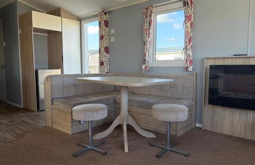 PG173 Golden Palm Resort 6 Berth Caravan With Decking - Foto 12