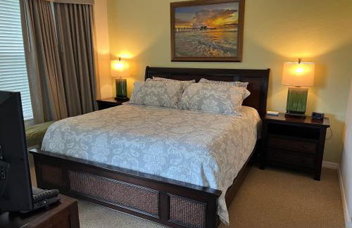 GreenLinks Luxury Villa at Lely Resort Golf - 3 Bedrooms - Photo 5