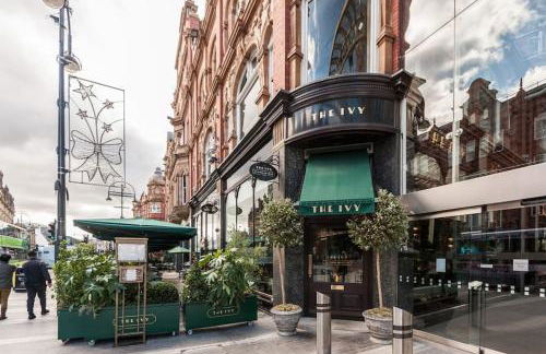 Shoppers Oasis - Heart of Leeds City Centre - Pass the Keys - Foto 46