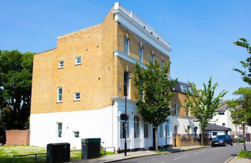 Hidden Retreat with Steam room, KING bed near tube - Foto 14