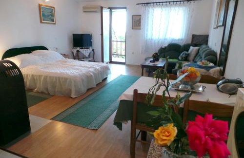 Apartments in Karlobag - Velebit Riviera 17083 - Foto 3