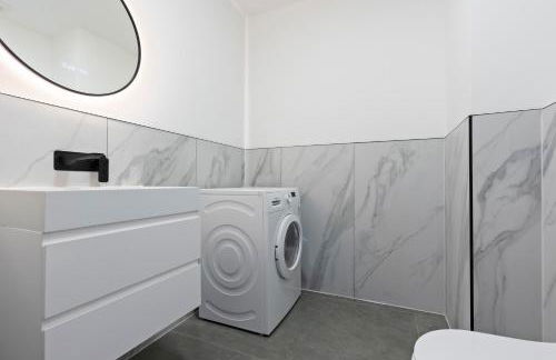 Beautiful Home, Free Parking For Large Groups Sleeps 10 Book Now! - Foto 42