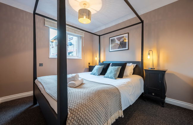 Llansannor Drive by Tŷ SA - Free Parking - Photo 3