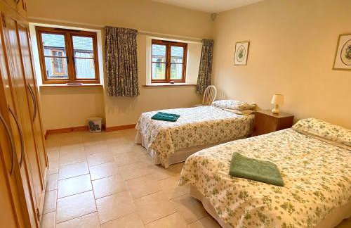 Spacious Luxury barn conversion - next to Tarka Trail cycle path - Foto 13