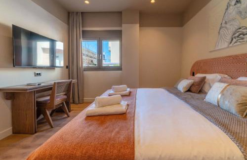Minotaur's Rest - Luxury Residences with Free Private Parking, near Port & Airport - Foto 48