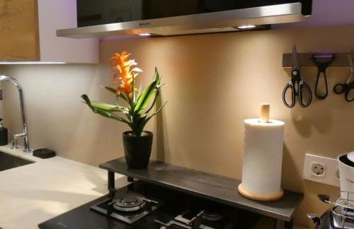 Viana Urban Apartment , Cozy 2BR Near Old Town - Foto 18