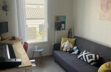 Cité du Vin 2 bedroom apartment - parking space - Foto 9