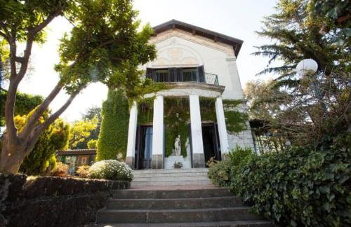 VILLA VISCALORI A garden with pool and see view near Etna - Foto 1