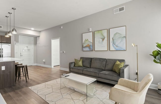 Top Floor Soco 2BR King Suite 8 Mins to Downtown - Foto 24