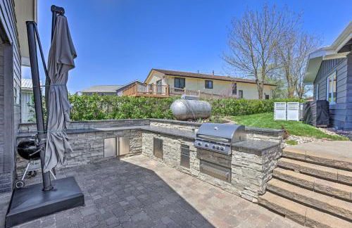 Lakefront Bellevue Home Private Beach and Fire Pit! - Foto 27